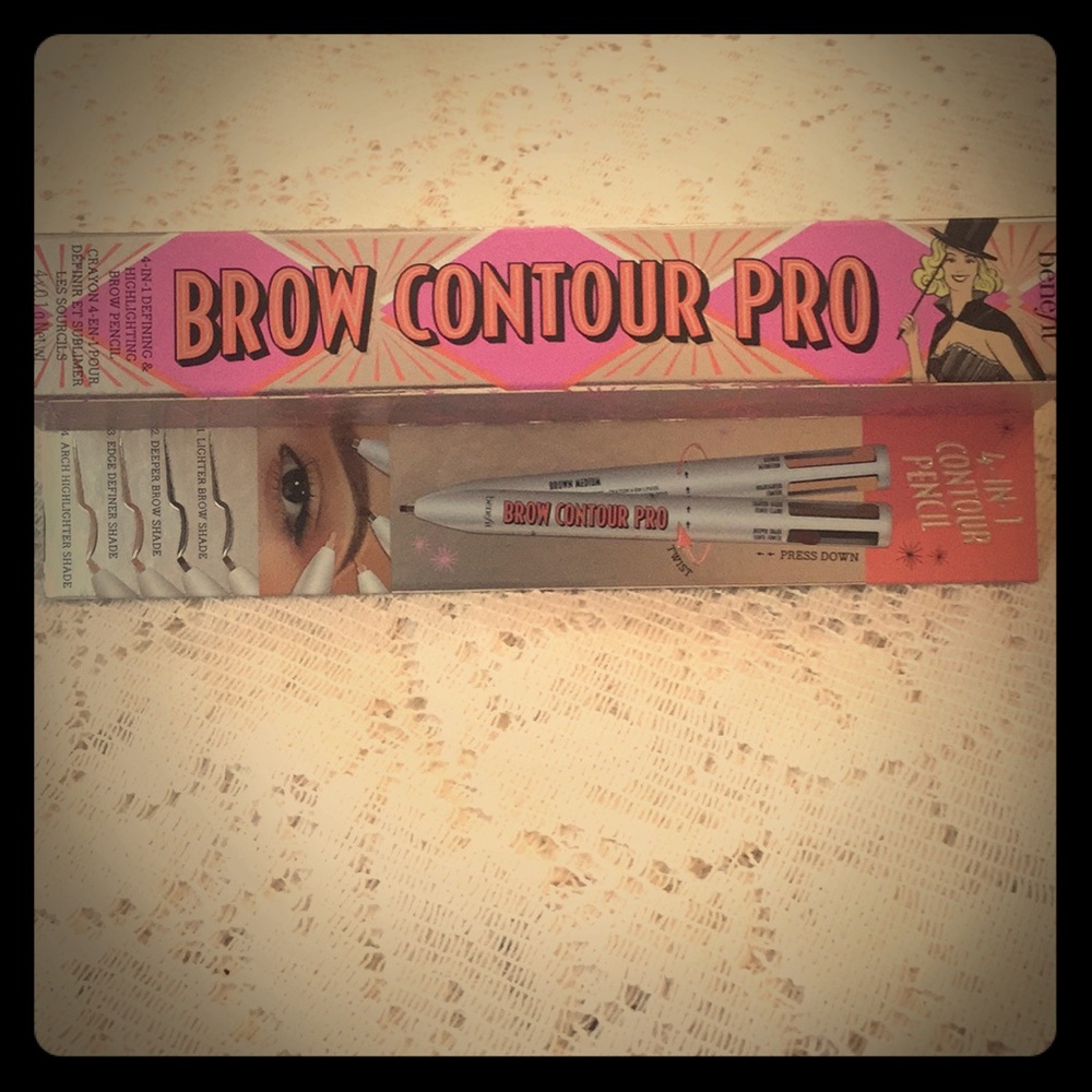 Brand New Benefit Brow Contour Pro!